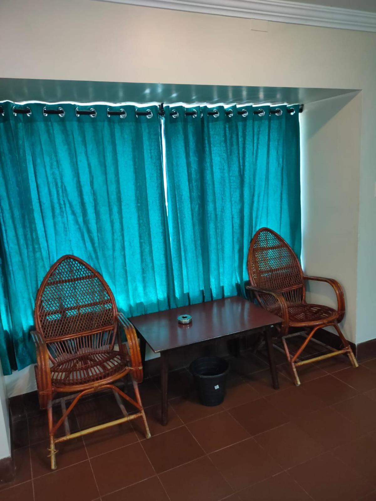Anjana Hotels Theni Exteriör bild